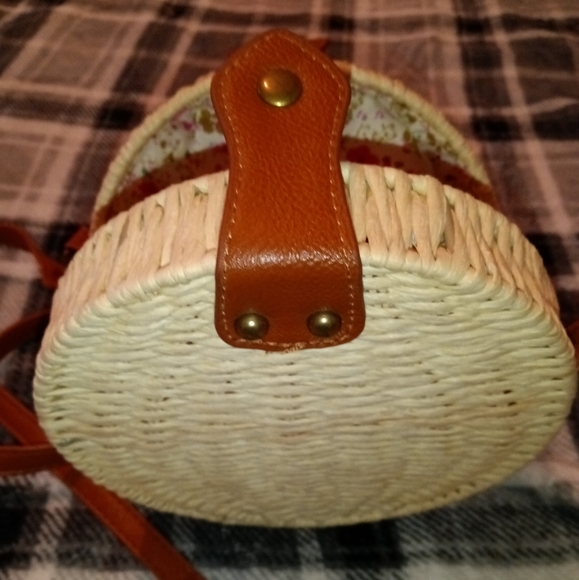 🆕 Round Woven Straw Crossbody Purse Shoulder Bag Vacation Summer Bag - Picture 11 of 15